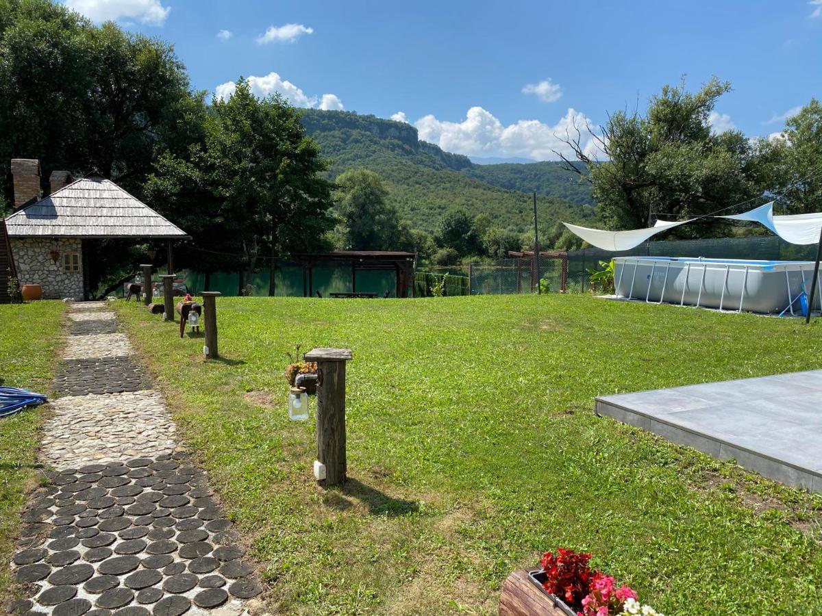 Villa Navis *