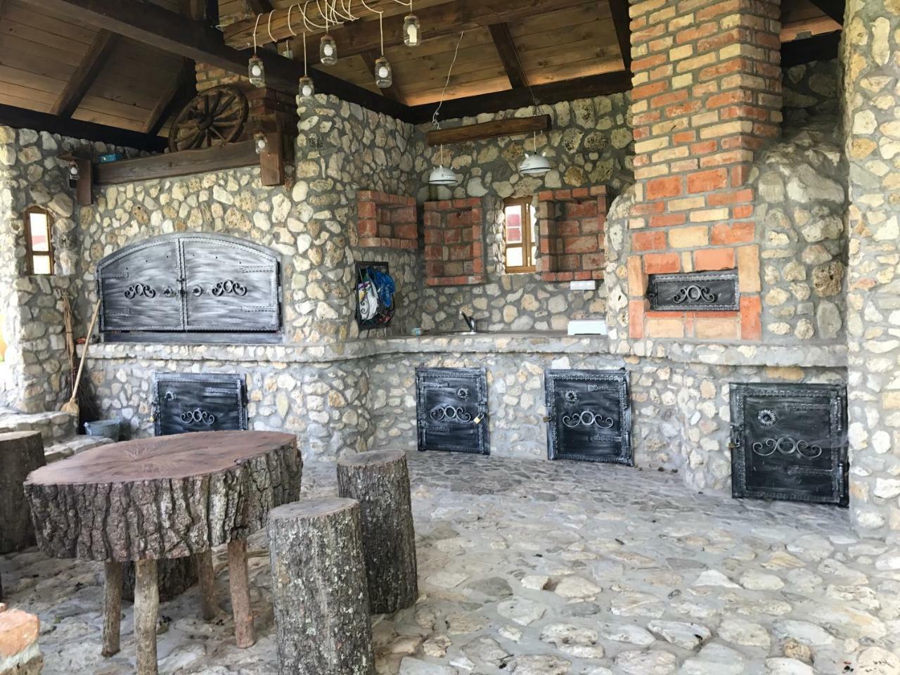 Villa Navis